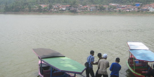 Mitos ikan sulit dipancing di Situ Ciburuy