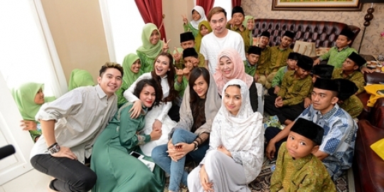 Tahun baru Islam, Isya Jeeperson berbagi dengan anak yatim 