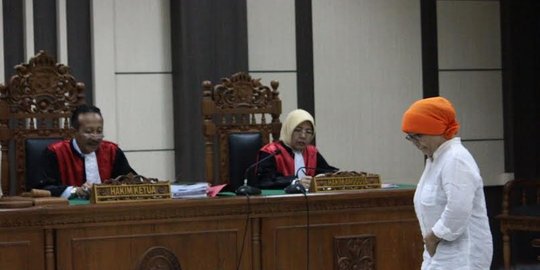 Staf ahli wali kota Semarang ikhlas divonis 1 tahun penjara