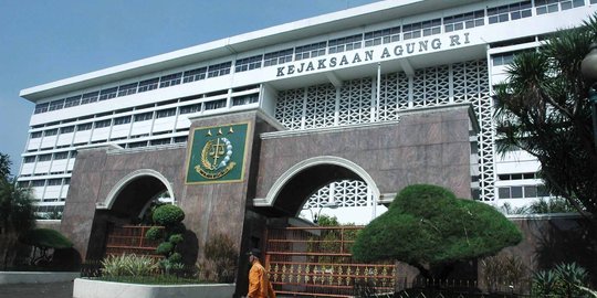 Rentan jadi alat politik, Jaksa Agung harus diganti