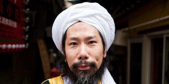 mantan tukang tato yakuza jadi imam masjid di jepang rev1