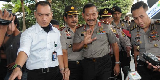 Kasus tambang liar Lumajang, Kapolri akui 3 anggotanya terima suap