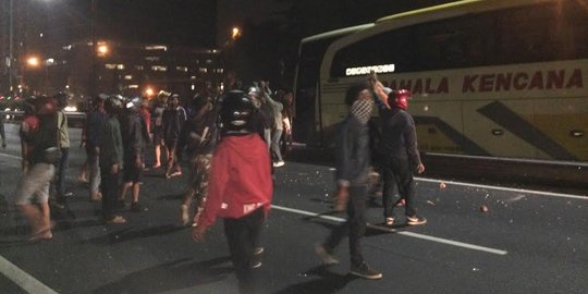 Polisi tangkap 10 orang diduga Jakmania perusak bus Primajasa