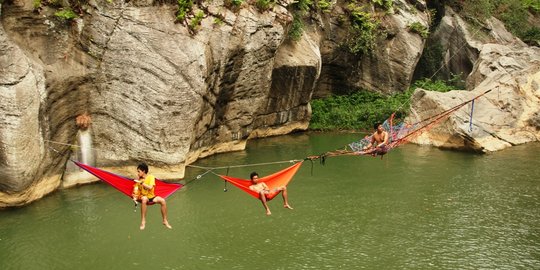 Tampil eksis dengan hammock warna-warni  merdeka.com