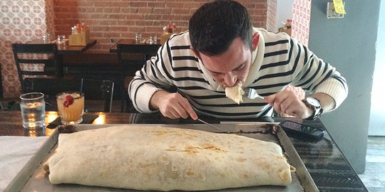 Habiskan burrito 13 kg ini dalam 1 jam, kamu bisa jadi pemilik resto
