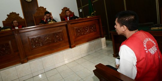 Terdakwa mucikari artis sampaikan pembelaan, kuasa hukum minta maaf