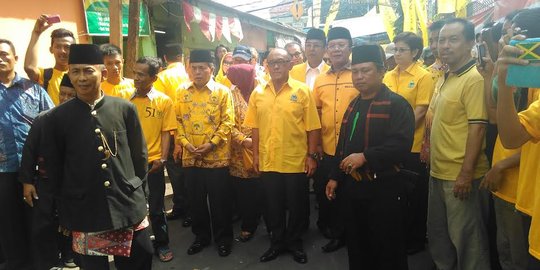 HUT Golkar ke-51, Ical janji bantu warga Kp Pulo soal uang kerahiman