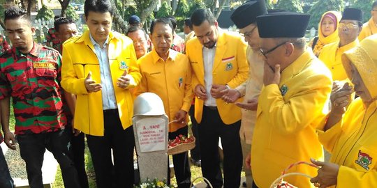 Setahun pemerintahan Jokowi, Ical ingatkan kemiskinan bertambah