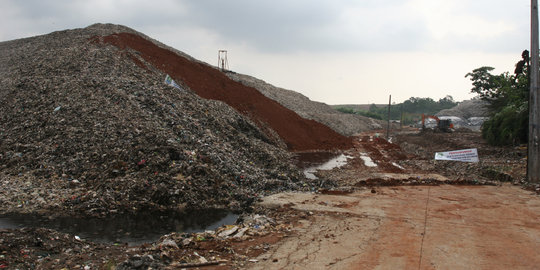 Kemelut Bantargebang, DPRD Bekasi minta Ahok tak banyak bicara