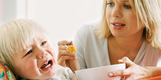 Jangan sering paksa anak untuk makan! Alasannya?