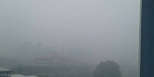 Akibat kabut asap, 5 penerbangan di Bandung tertunda