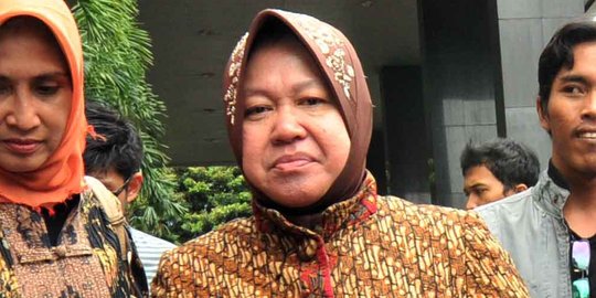 Risma: Saya rela mati bela warga Surabaya