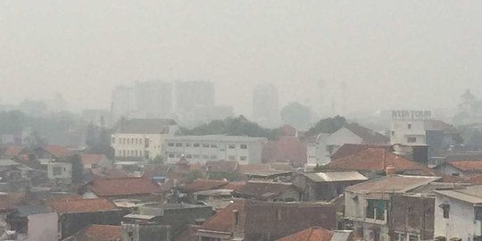 Hari ini Bandung dikepung kabut asap tebal