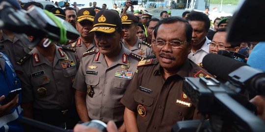 Kasus kriminalisasi KPK, YLBHI desak Jokowi copot Jaksa Agung