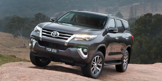 Soal keamanan, Toyota Fortuner 2016 dapat rating bintang lima!