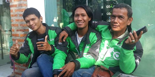 Mengupas dampak tersembunyi kehadiran GO-JEK & Grab Bike