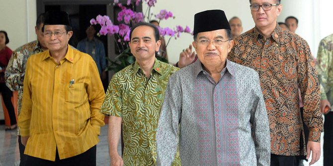 Ketika JK membahas bahasa alay dan gaul untuk Hari Sumpah 