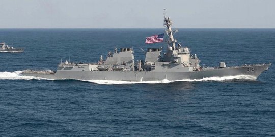 Kapal militer masuki Laut China Selatan, AS ajak 'perang' Beijing