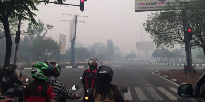 Derita warga Palangkaraya di tengah pekatnya kabut asap
