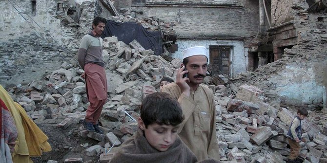 Demi korban gempa, Taliban bantu lembaga asing salurkan bantuan