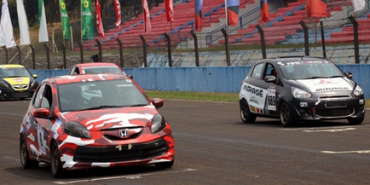 Bermodal konsistensi, pebalap Mirage berharap rebut juara nasional ITCC 2015