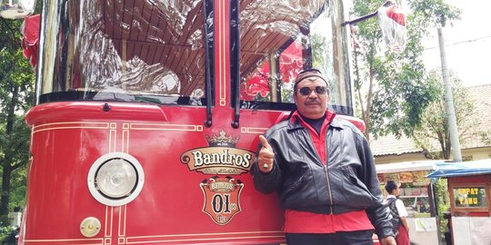 Pawai bawa pemain Persib Bandung, supir bus Bandros terkesan