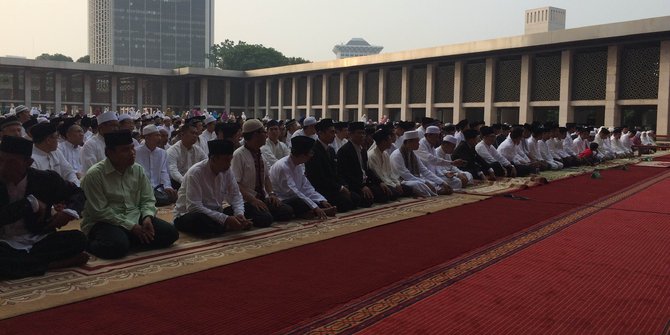Wapres JK dan para menteri gelar salat istiska di Masjid Istiqlal