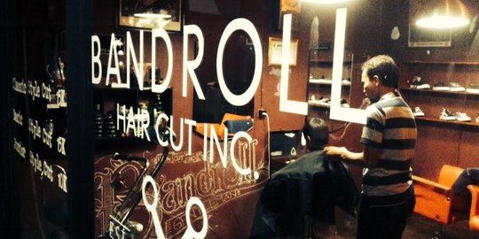 Raup untung bisnis barbershop