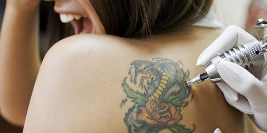 Benarkah tato bikin orang lebih agresif?