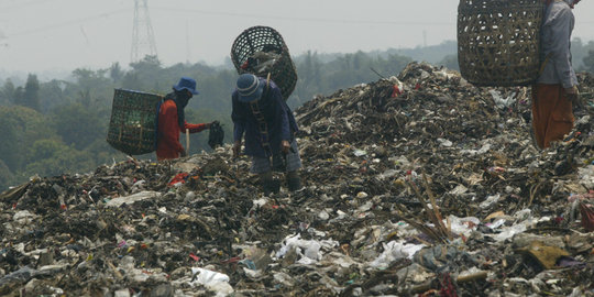 Merugi alasan PT NOEI tak bisa penuhi janji soal TPST Bantargebang