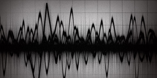 Gempa 5,2 skala ritcher goyang Jakarta dan Bogor