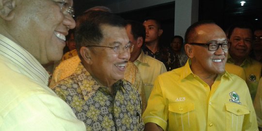 Hebatnya Golkar, tak dukung pemerintah tapi kadernya jadi menteri
