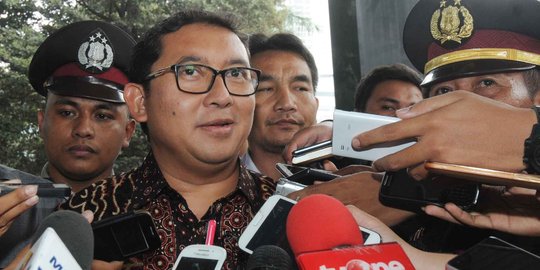 Tak paham masalah, Gubernur Ganjar ikut-ikutan masalah Fadli Zon