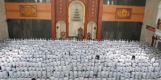 Rasa Makkah di Kampung Santri Bekasi