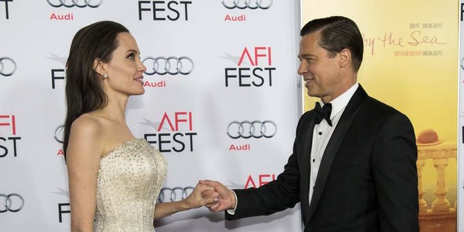 Kemesraan Angelina Jolie dan Brad Pitt hadiri AFI FEST 2015