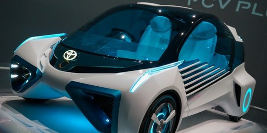 Toyota FCV Plus, mobil masa depang dengan teknologi 3D di dalamnya