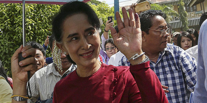 Partai Aung San Suu Kyi hampir pasti menang telak pemilu Myanmar