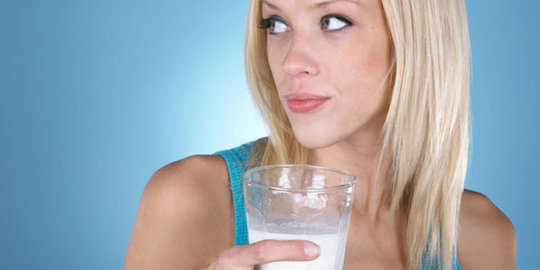Bahaya mengintai di balik sehatnya segelas susu