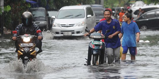 Musim hujan datang, Polisi minta masyarakat aktif lapor genangan air