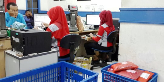 Penjualan online meningkat, JNE kebanjiran order