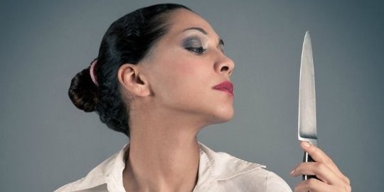 4 tipe wanita yang harus dihindari pria