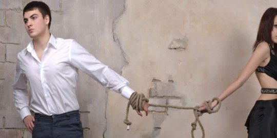 4 tipe wanita yang harus dihindari pria