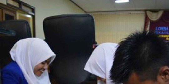 muhammadiyah di lamongan buat baterai dari kotoran kambing rev1