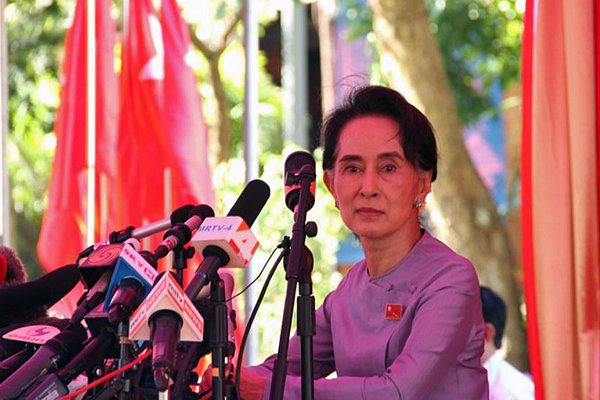 aung san suu kyi