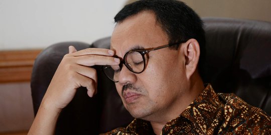 Menteri ESDM didesak sebut politisi pencatut nama Jokowi di Freeport