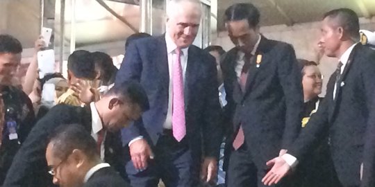 Ajak Turnbull blusukan, Jokowi pamer kemesraan RI-Australia