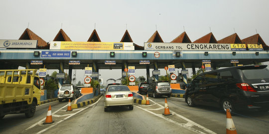AP II larang taksi uber beroperasi di Bandara Soekarno-Hatta