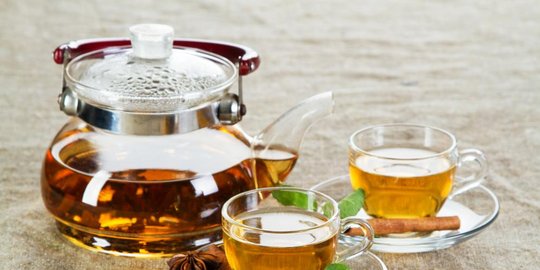 permintaan pasangan jompo buat teh dan mengobrol rev1