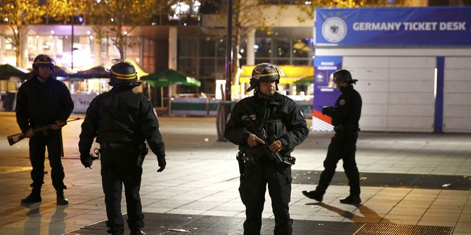 Saksi serangan di Paris bilang pelaku teriak 'ini untuk Suriah!'