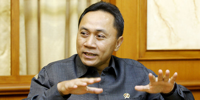 Soal catut nama Jokowi, Zulkifli Hasan minta Menteri ESDM transparan